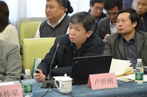 百人会组织专家探讨电动汽车安全 电池是焦点