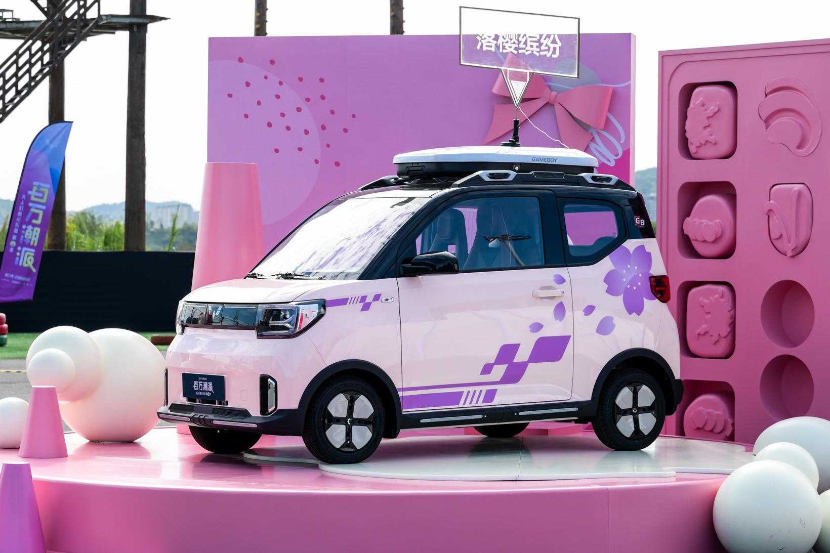指导价9.99万 五菱MINIEV敞篷版上市