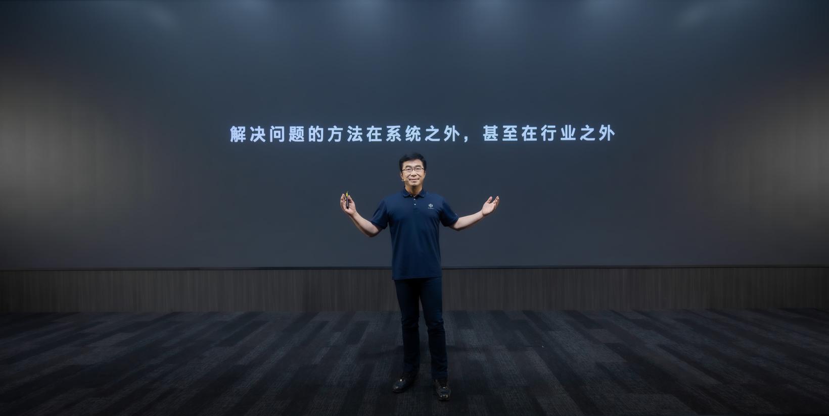 高合发布高算力智能座舱平台，今年底内测/明年批量装车