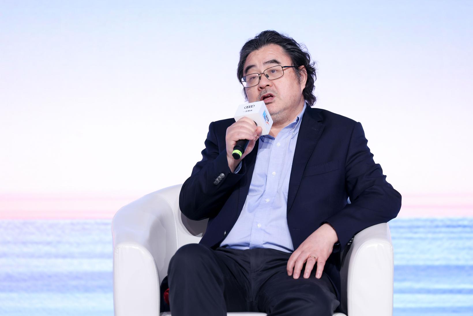 科技重塑，向新而行 2025新华网科技创新与产业融合论坛在沪举办