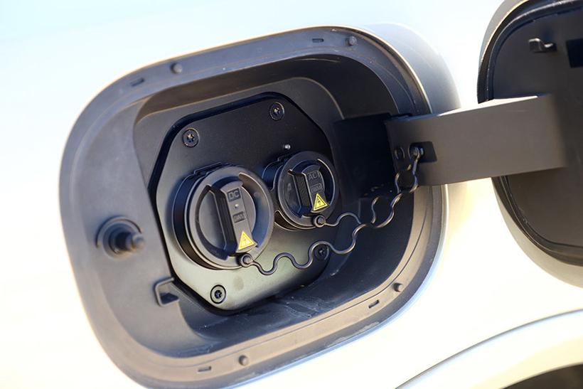 从零焦虑到更豪华、更智能，试驾魏牌新摩卡DHT-PHEV