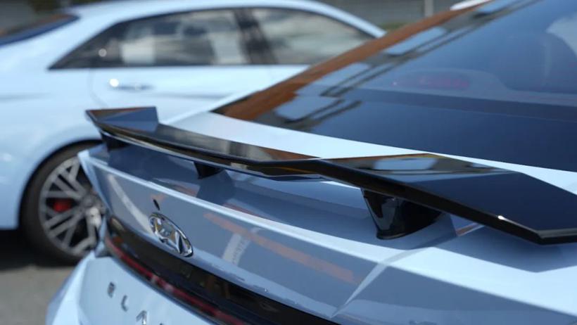 试驾现代ELANTRA N：赛道上的性能“猛兽”，纯粹的驾驶乐趣