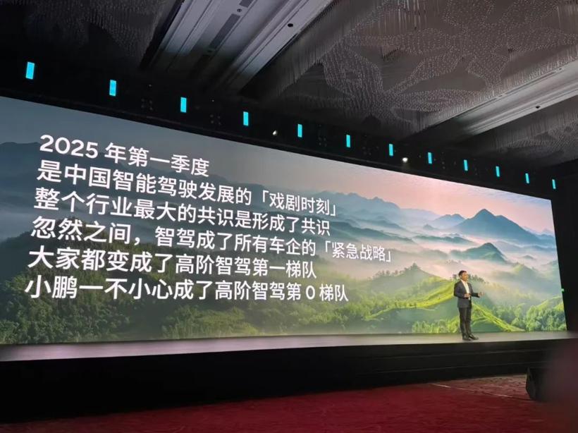 站在ICU门口的连续爆款制造者