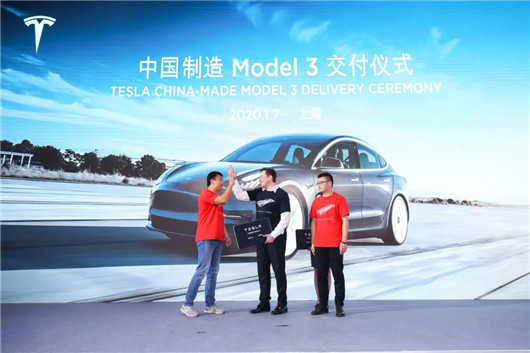 比亚迪海豹，枪口对准的不止Model 3
