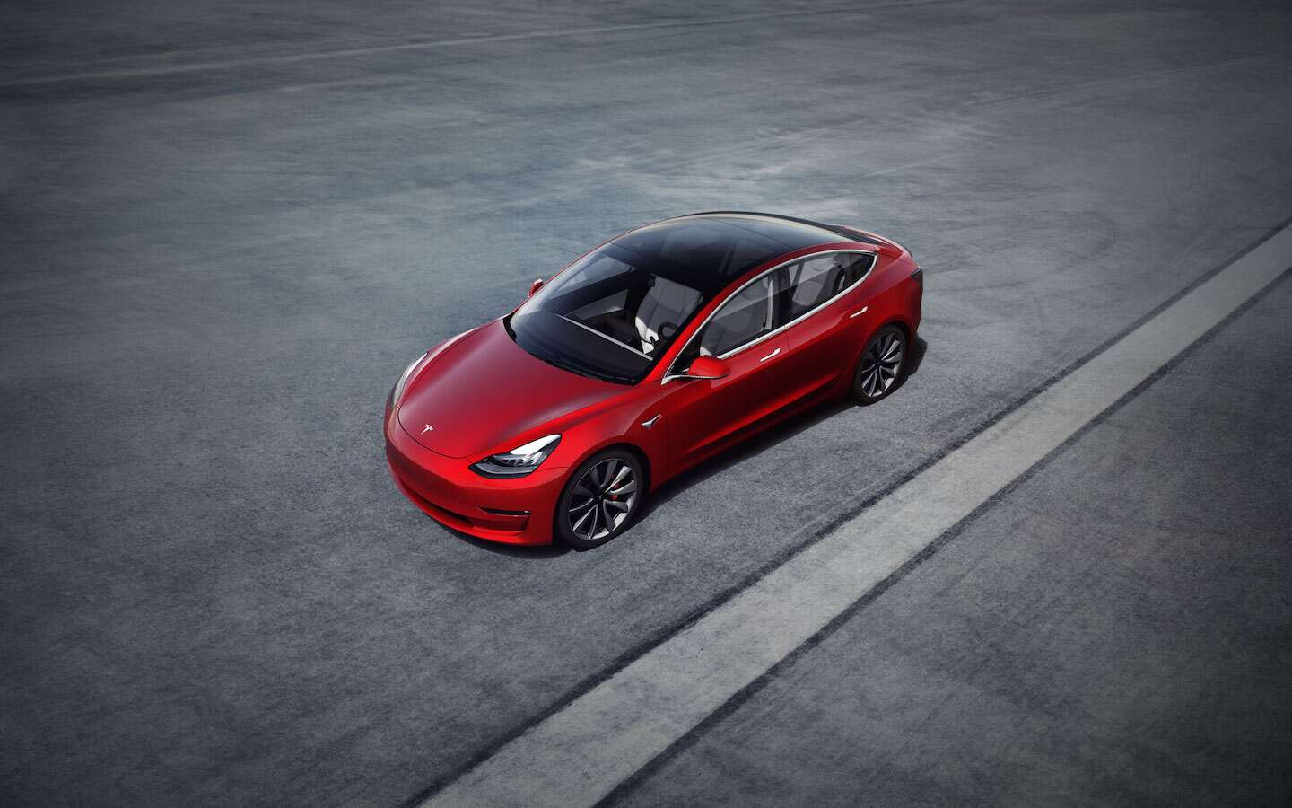 法国8月电动汽车销量大涨60% 特斯拉Model 3成最大赢家