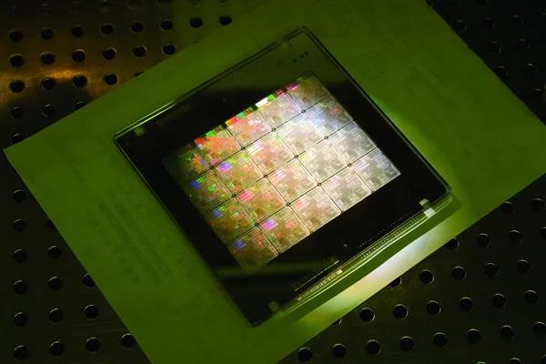 力积电黄崇仁：车用芯片定会一缺到底，代工价格持续上涨