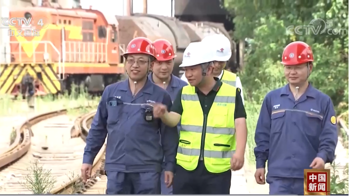 中国联通5G：让铁水化身“钢铁侠” ，将零件组成“汽车人”