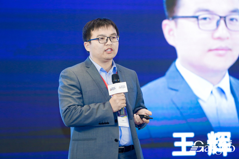 乘用车DHT专用控制器的阳光解决方案