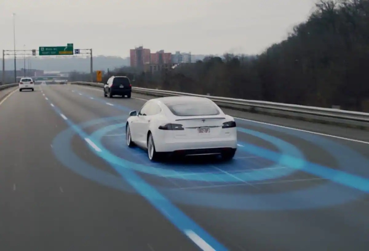 特斯拉Autopilot遭德国监管机构审查