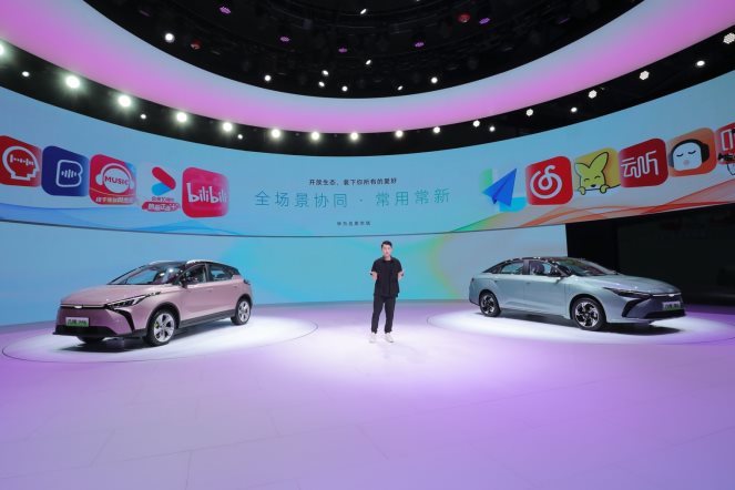 普及三大智能体验 “三项全能”智能电动车几何G6/M6开启预售