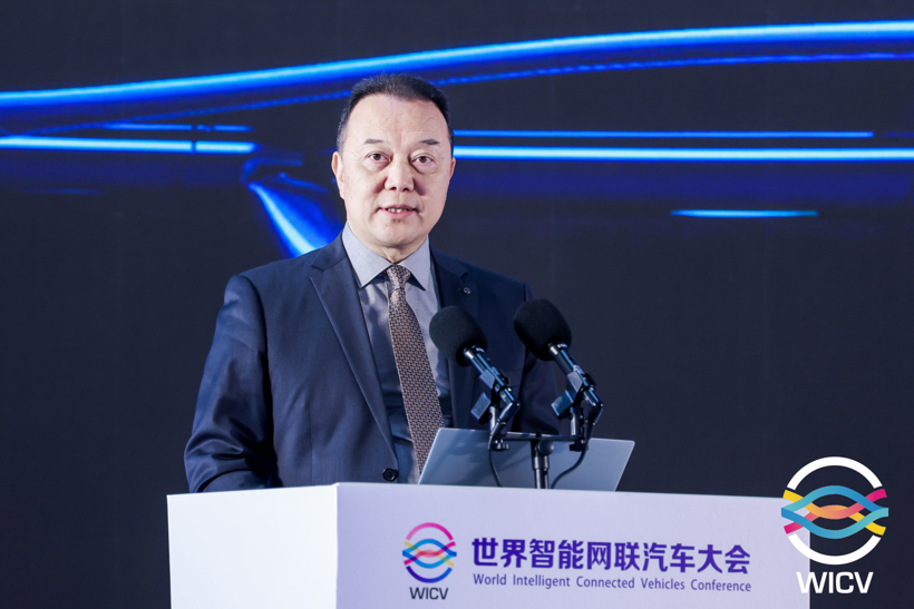 2022 WICV丨戴姆勒大中华区执行副总裁冷炎:加速在华智能网联布局
