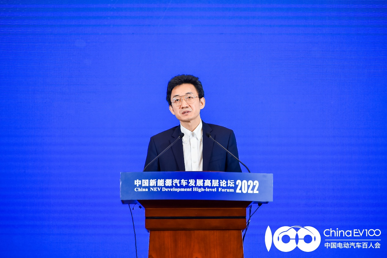 上汽祖似杰：若上游关键问题不解决，中国在新赛道上走不快、也走不远