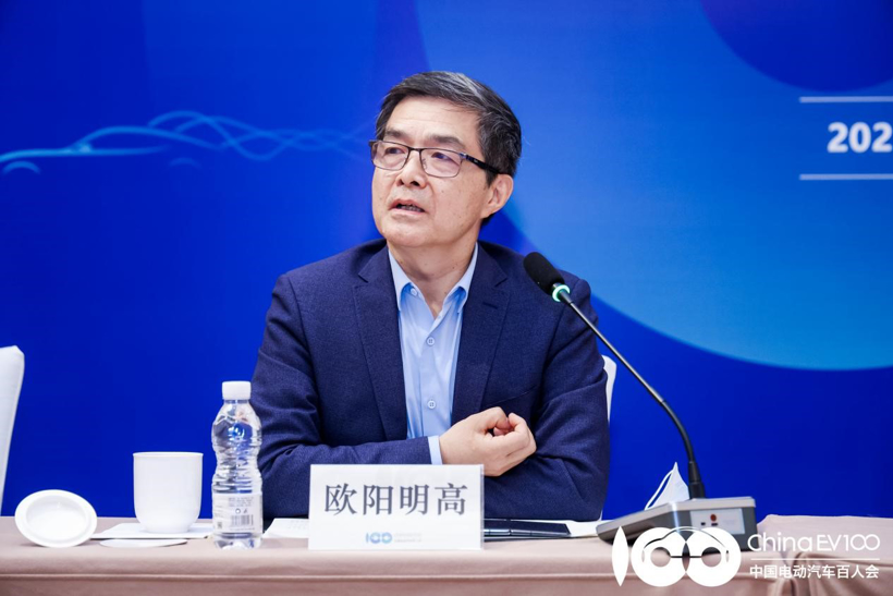 稳健前行 新能源汽车产业2023年发展趋势解读