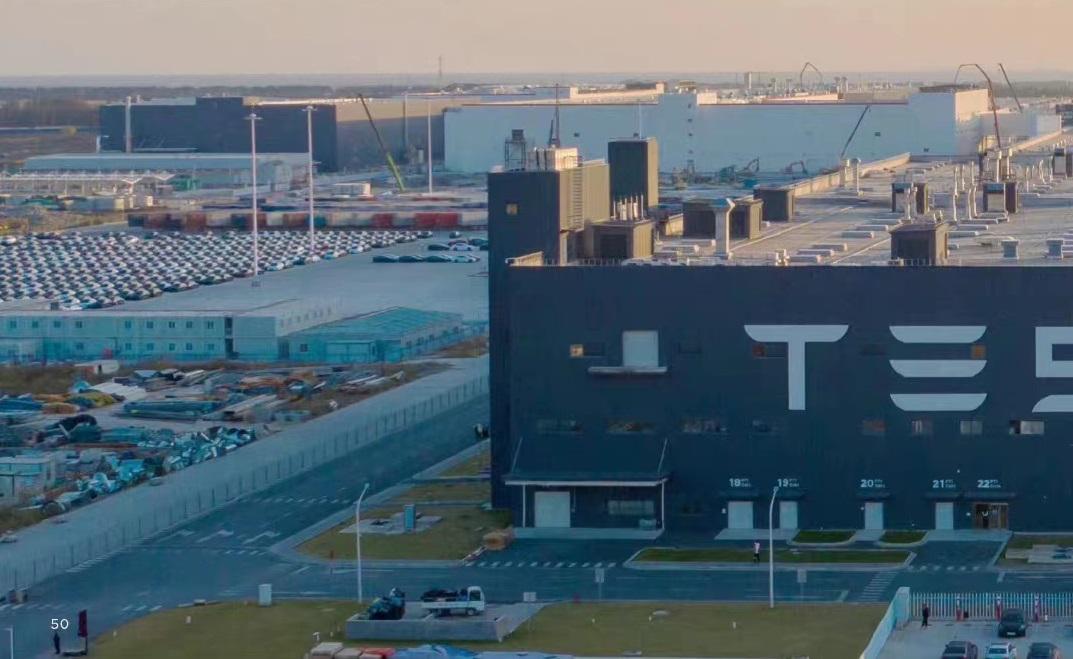 传特斯拉新版Model 3量产，初步月产能1万辆