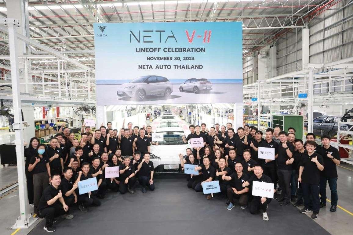 哪吒汽车2023年全系交付127496辆，累计交付突破38万辆