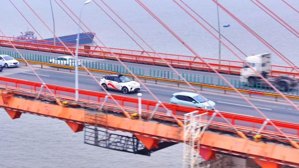 Robotaxi，又行了？