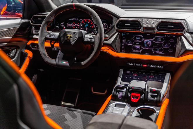 插混超级SUV 兰博基尼全新Urus SE上海发布