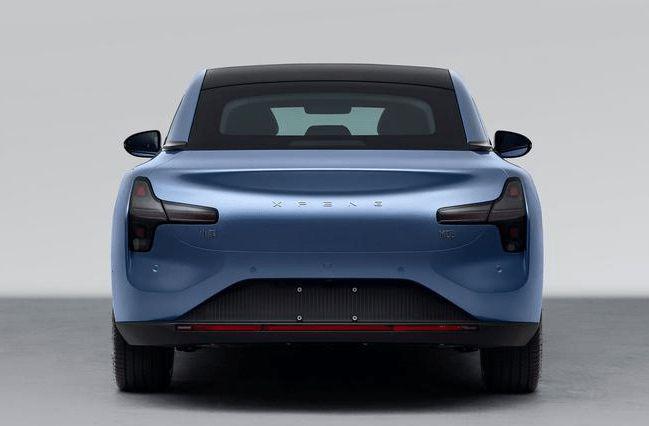 小鹏MONA M03 7月3日首发 15万紧凑级对标Model 3