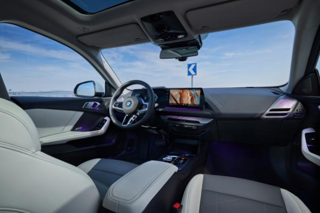 最年轻的M”携全新BMW 2系四门轿跑车首发亮相