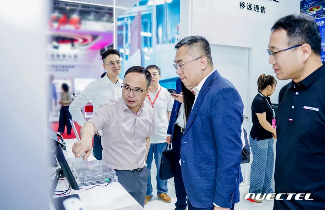 车载交互新纪元：移远通信全栈方案重塑座舱生态