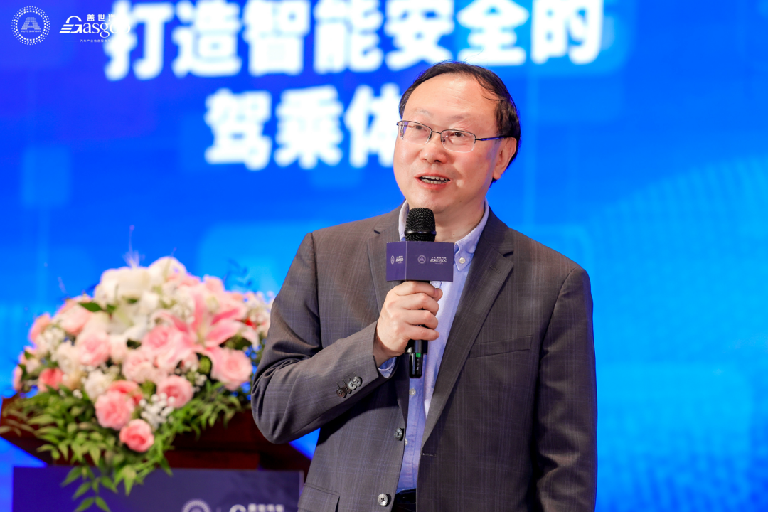 虹软科技：先进视觉感知技术，打造智能安全的驾乘体验