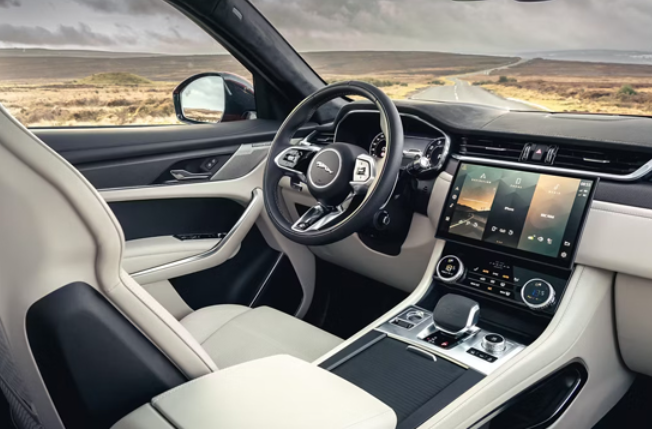 配V8发动机 捷豹F-PACE SVR 575终极版发布